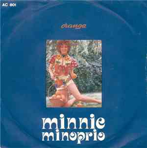 Minnie Minoprio - Minnie