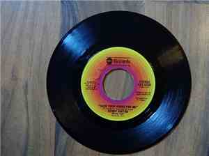 Bobby Vinton - Save Your Kisses For Me