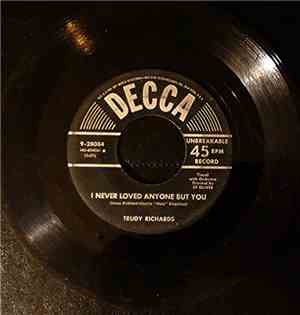 Trudy Richards - I Never Loved Anyone But You / I Don't Mind