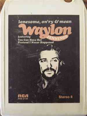 Waylon Jennings - Lonesome, On'ry & Mean