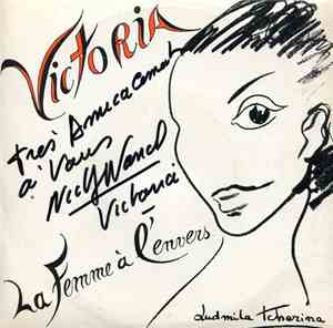 Victoria - La Femme À L'Envers