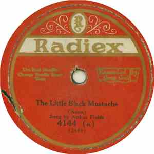 Arthur Fields - The Little Black Mustache /You'd Never Know The Old Place N ...
