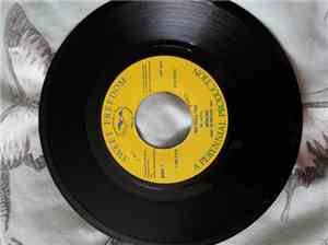 Apache - No Poll tax