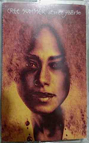 Cree Summer - Street Faërie