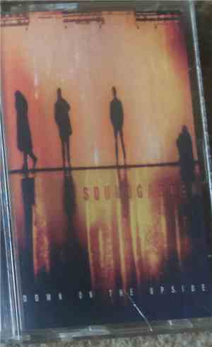 Soundgarden - Down On The Upside