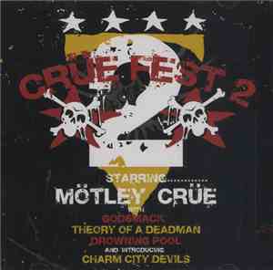 Mötley Crüe - White Trash Circus