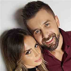 Amel Ćurić Feat. Emina Jahović - Kost