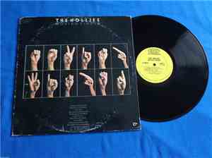 The Hollies - Moving Finger