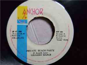 Gregory Isaacs / Delroy Wilson - Private Beach Party / Dancing Mood