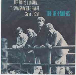 The Defenders  - Der Er Lys I Lygten...