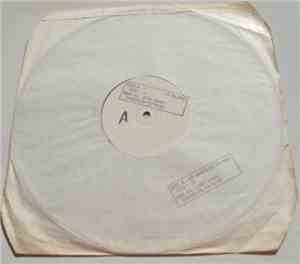 Des I-D / Chazzlyn - No Man's An Island / Stay Away