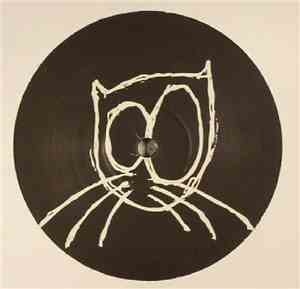 The Martinez Brothers Feat.  Miss Kittin - Stuff In The Trunk