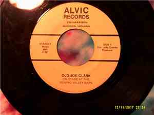 Old Joe Clark - On Stage At The Refro Valley Barn