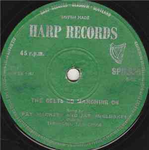 Pat Hackett And Jas McCluskey With The Terracing Tam Choir - The Celts Go M ...