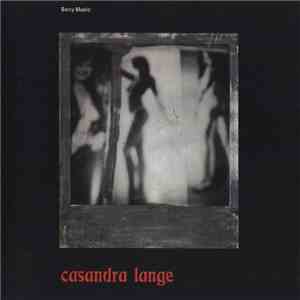 Casandra Lange - Estaba En Llamas Cuando Me Acosté
