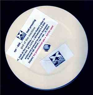 God Of The Machine, Boozter - Look At The Earthling / Raw Edits (Split Corp ...