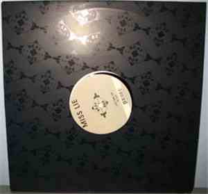 Miss Lie - Lift Me Up