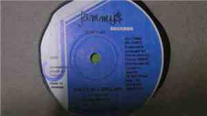 Peter Metro, Echo Minott - Police In A England / What The Hell
