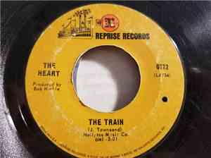 The Heart  - Last Night I Had A Dream / I Think He's Hiding