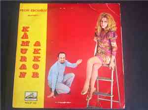 Kamuran Akkor - FECRİ EBCİOĞLU SUNAR: KAMURAN AKKOR