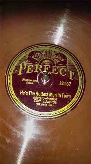 Cliff Edwards (Ukelele Ike) - He's The Hottest Man In Town / My Best Girl