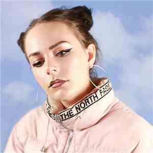 Hannah Diamond - Pink And Blue