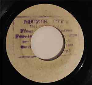 Delroy Wilson - Never Conquer / Run For Your Life
