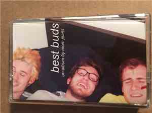 Mom Jeans. - Best Buds