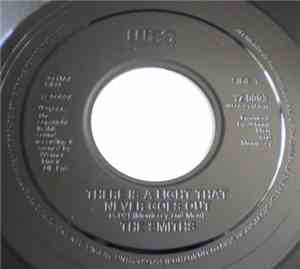 The Smiths - There Is A Light That Never Goes Out