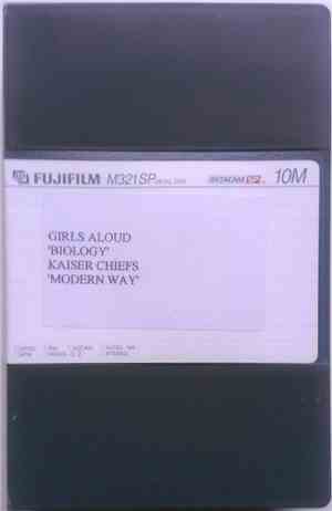 Girls Aloud / Kaiser Chiefs - Biology / Modern Way