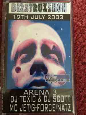 DJ Scott , DJ Toxic  - Dizstruxshon vs Hangar 13