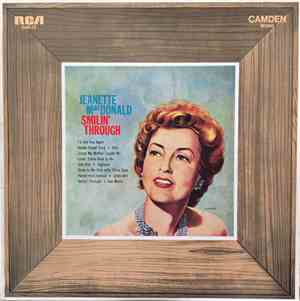 Jeanette McDonald - Smilin' Through