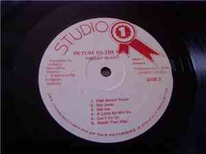 Freddie McKay - Picture On The Wall