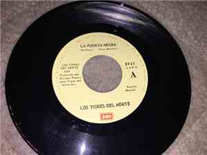 Los Tigres Del Norte - la Puerta Negra