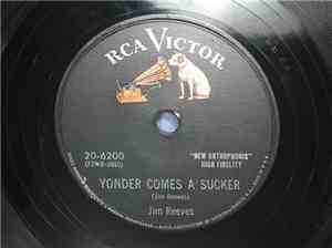 Jim Reeves - Yonder Comes A Sucker