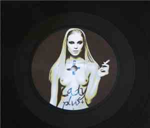 Lady Plus feat. Discotexx - Got To Love Somebody