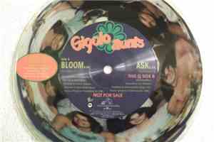 Gigolo Aunts - Bloom