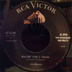 Jim Reeves - Am I Losing You / Waitin' For A Train