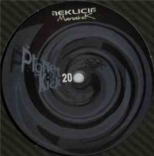 Various - Untitled