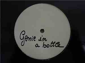 Christina Aguilera - Genie In A Bottle