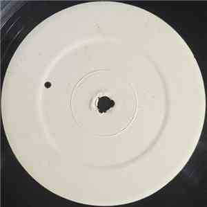 Unknown Artist / DJ Dance - Ragga Symphony / Death By Stereo (Bootleg)