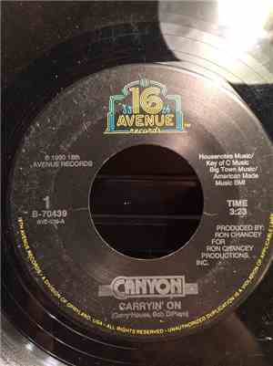 Canyon  - Carryin' On / Streamline